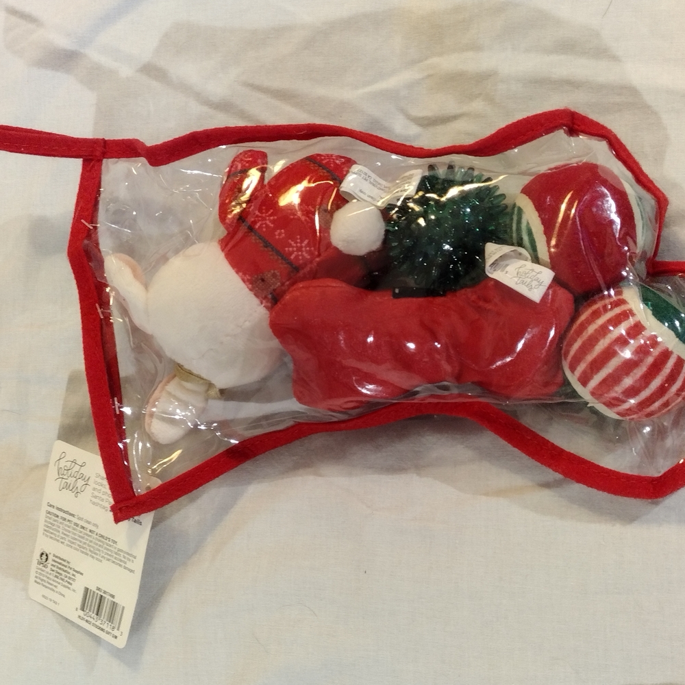 Festive Dog Toy Set with Red and Green Colors - Picture 4 of 9